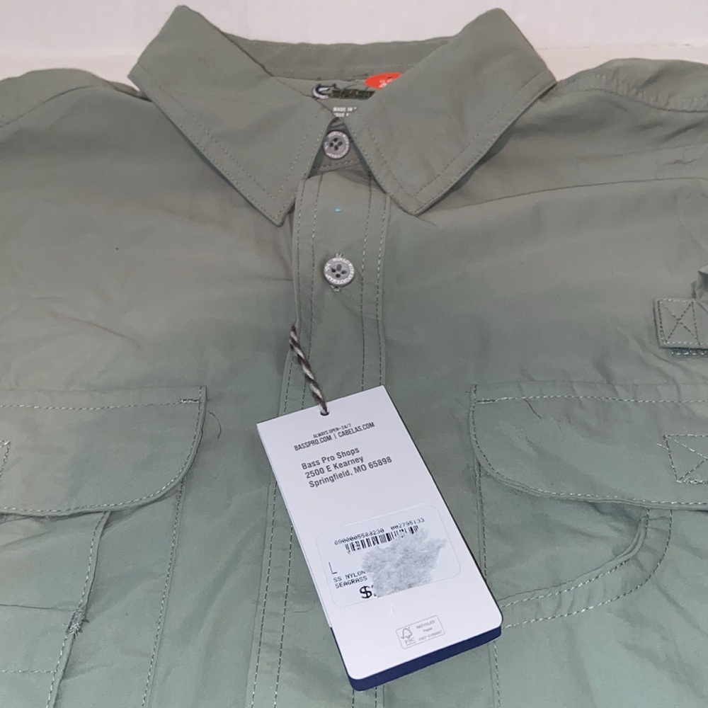 World Wide Sportsman New Men’s Large Short Sleeve Button Up Fishing Shirt - Picture 5 of 6